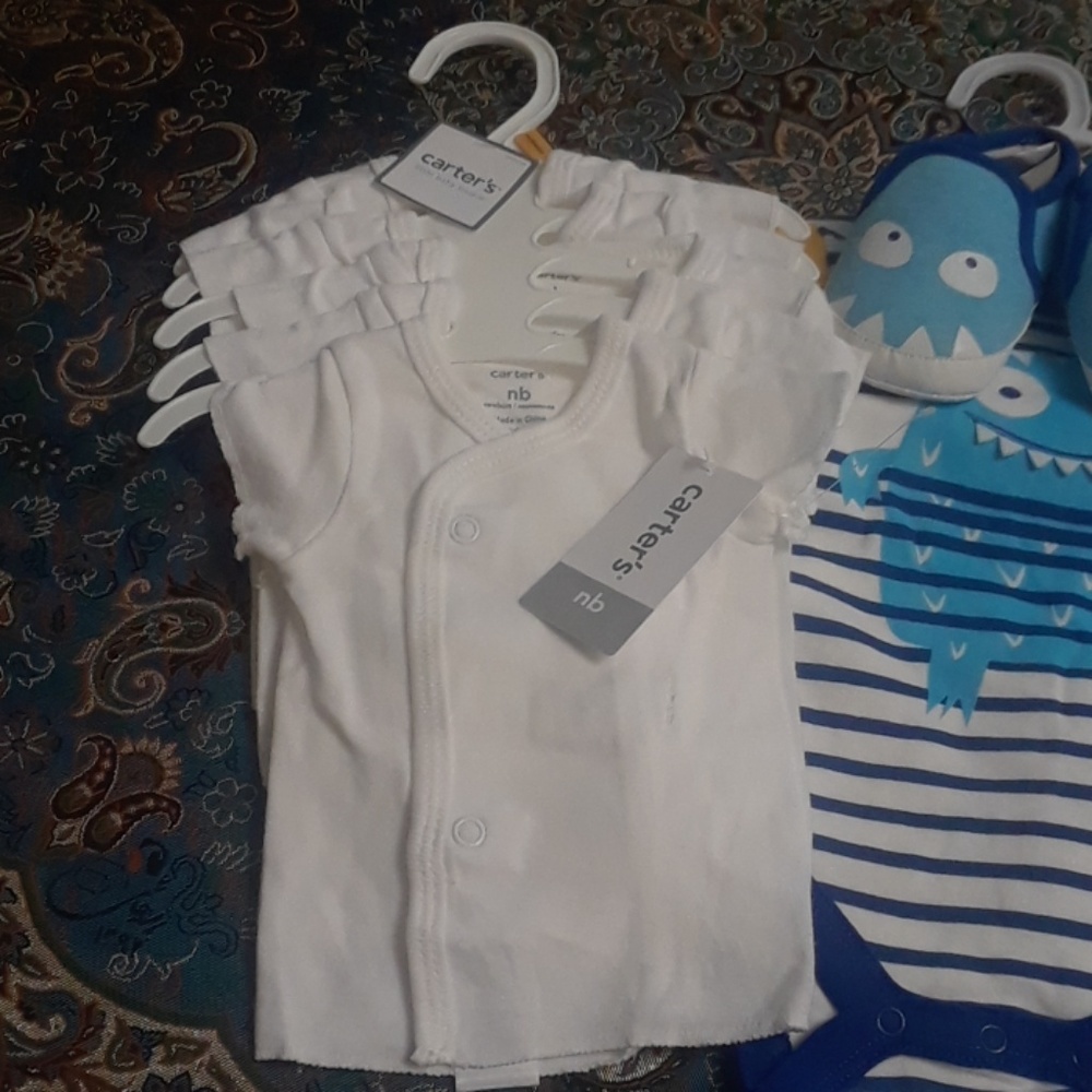 BABY CLOTHES - Picture 2 of 7